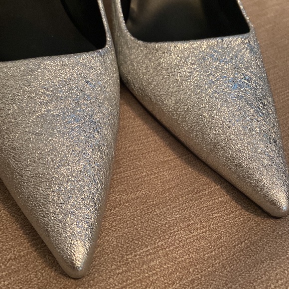 Textured Metallic Heels (Good American) - Picture 3 of 8